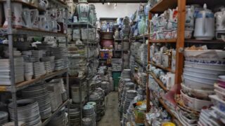 粤東磁廠 YUET TUNG CHINA WORKS
